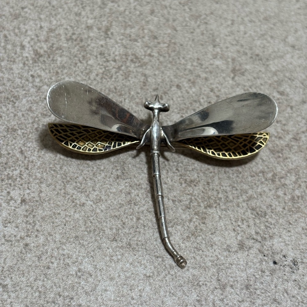 Elegant Silver and Gold Dragonfly Brooch